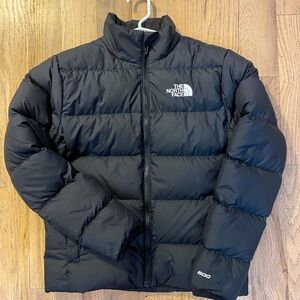 The North Face youth puffer jacket. Black. Large (12)